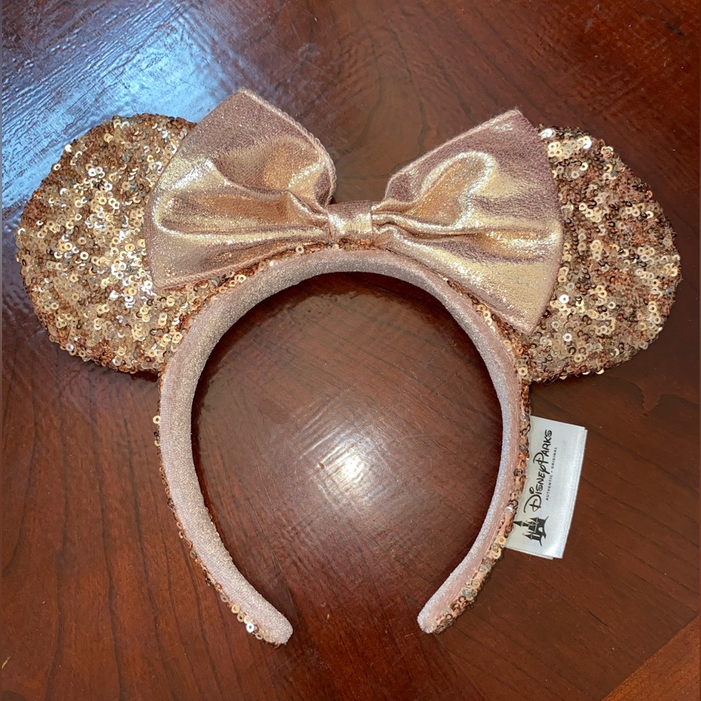 DISNEY pink sequin ears